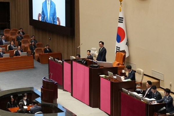 우원식 국회의장이 2일 22대 국회 개원사를 하고 있다. 사진 전소희 기자