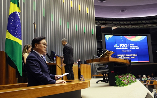 우원식 의장이 G20 국회의장회의 제2세션에서 발언하고 있다. 사진제공=국회의장 공보수석실